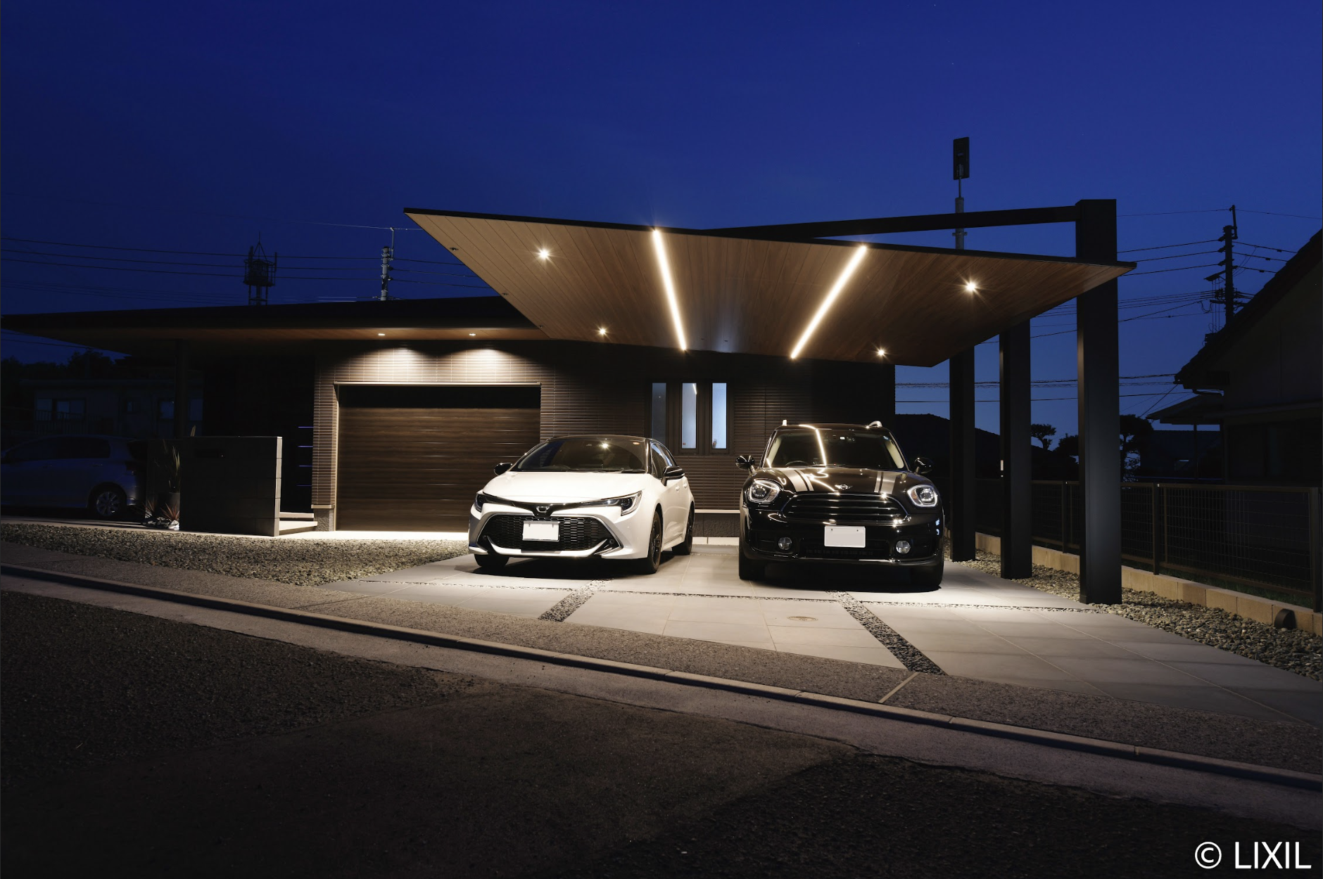 プライスダウン❢❢ 新品同様メッシュ付き♪抗菌・防炎仕様／店舗用・施設用・自宅用 施工例詳細 | 建材サーチ